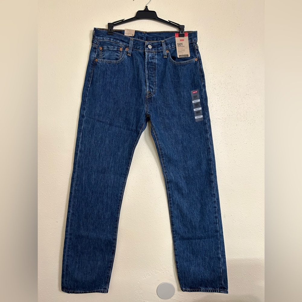 Levi’s 501’s in mid dark wash blue